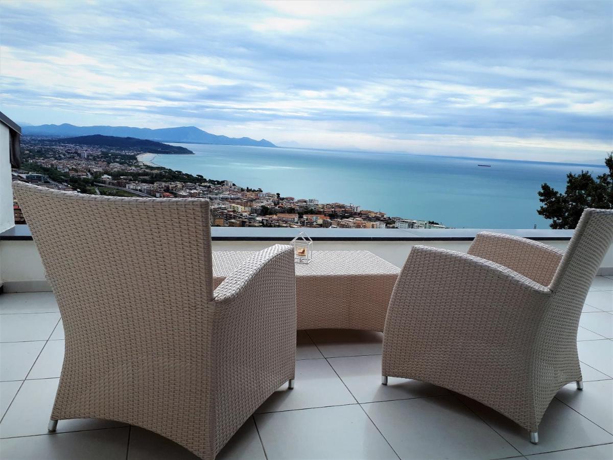 Villa Treglia B&B Formia Buitenkant foto